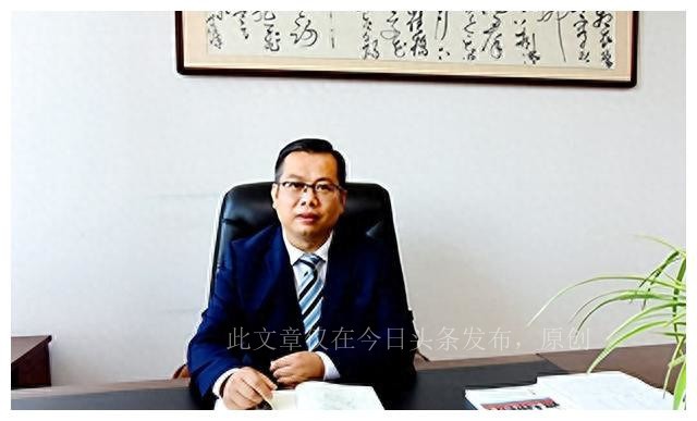 巢湖學(xué)院及其現(xiàn)任校級(jí)領(lǐng)導(dǎo)簡(jiǎn)要介紹